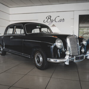 Mercedes Benz - 220 S